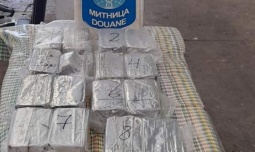 Митничари хванаха 400 кг хероин в матраци на „Капитан Андреево“