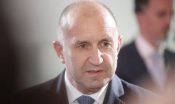 Президентът Радев: Димитър Главчев изпълнява щенията на партийния си началник